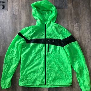Brooks Running Windbreaker (LSD4 Nitelife)